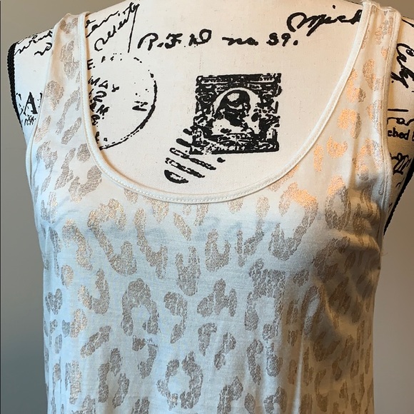 Leopard Print Tank - Picture 2 of 3